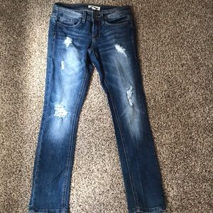 Dollhouse skinny jeans